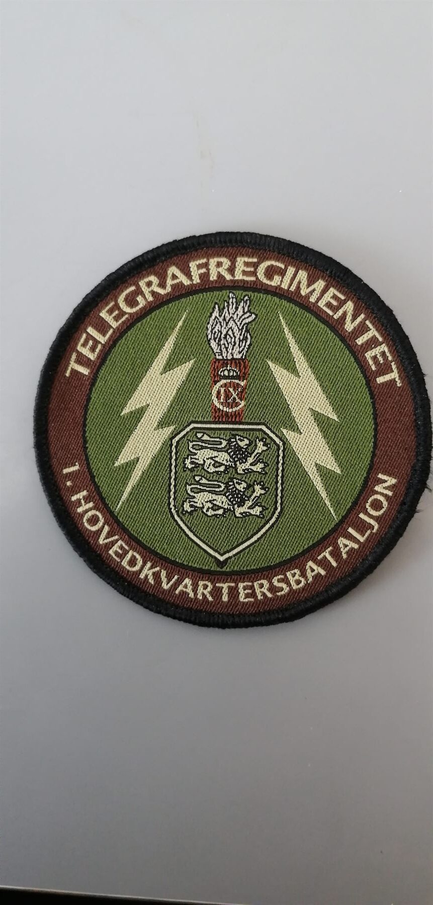 Vævet mærke for Telegrafregimentet, 1. Hovedkvartersbataljon